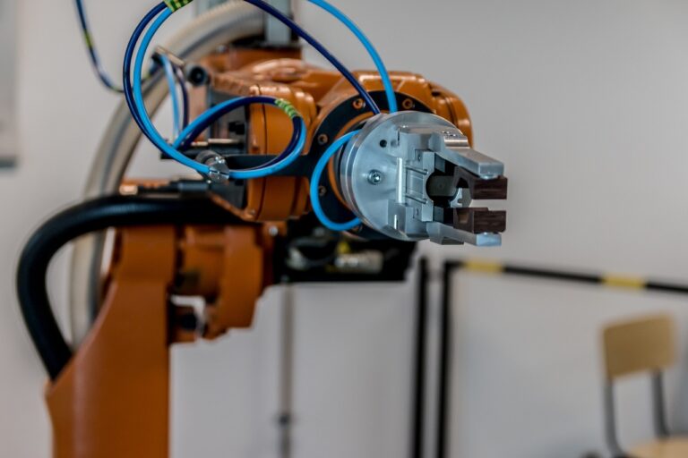 Jak zainstalować system domowej automatyki?